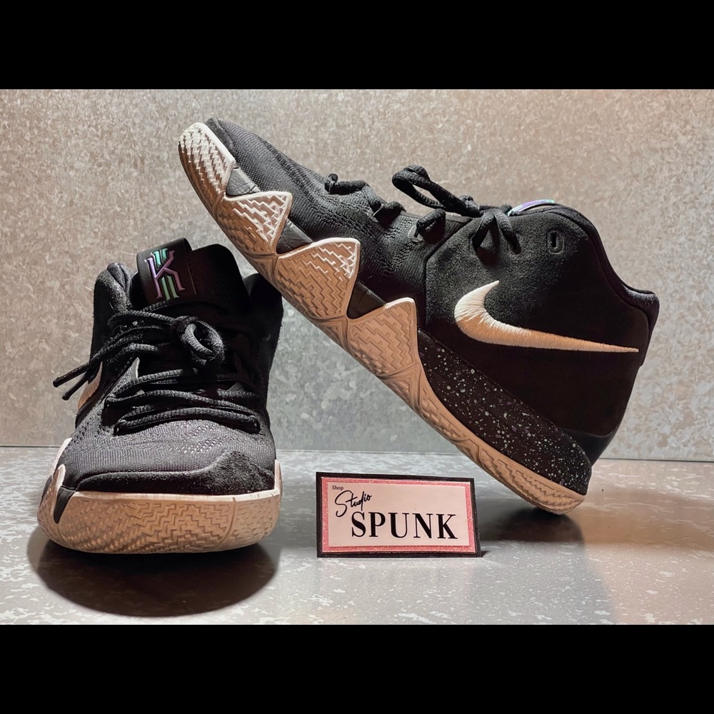 Nike Kyrie 4 GS ‘Black’ Teal Purple Splatter Sz 7Y